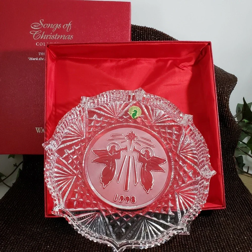 WATERFORD CRYSTAL Songs of Christmas Hark The Herald Angels Sing Plate NiB